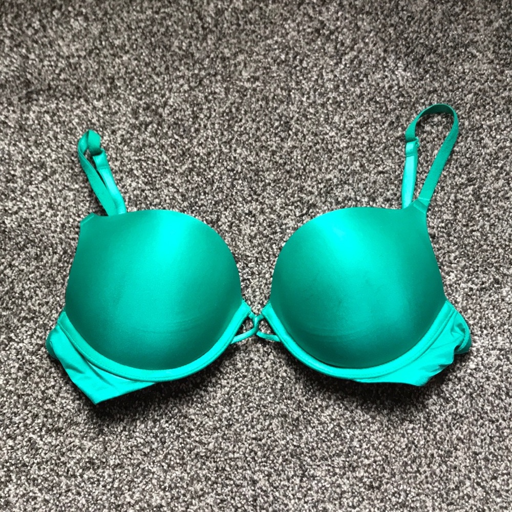Victoria secret bombshell bra